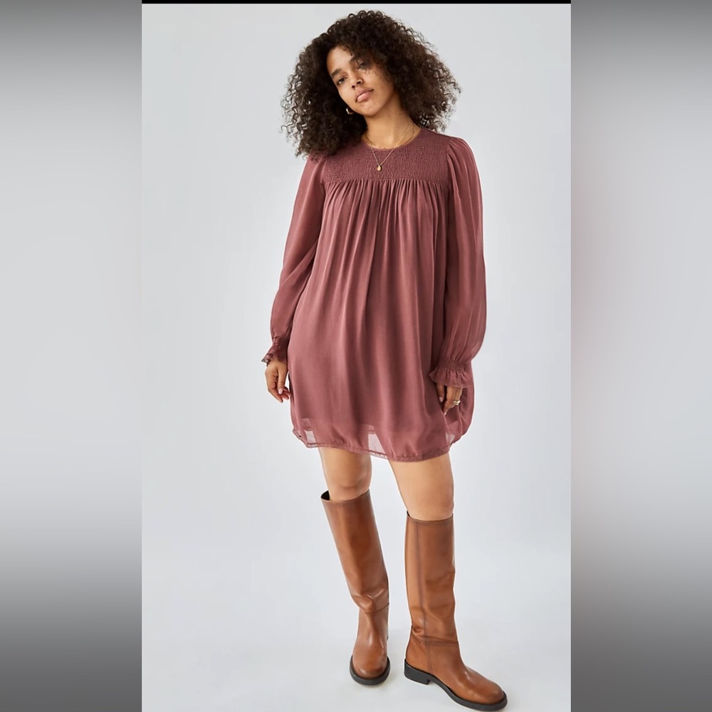 Wilfred (via Aritzia). Size S. “Eden” Dress. "Ashy Rose Pink". Mint condition.